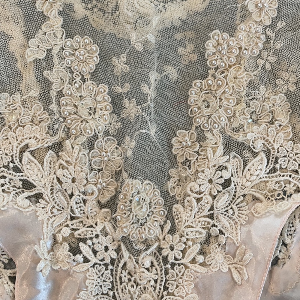 Victoria's Secret Lace and Satin Bodysuit in Blush and Cream - Picture 3 of 9